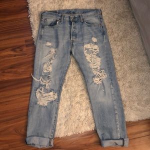 ripped levi jeans